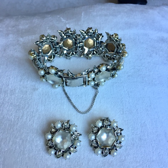 Vintage Rousseau Signed Parure: Bracelet/Earrings - Picture 2 of 5
